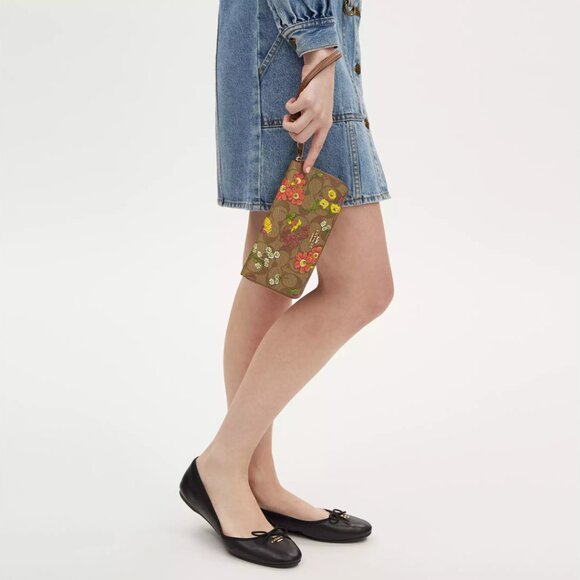🌸 Coach Boxed Long Zip Around Wallet In Signature Canvas With Floral Print - Picture 3 of 14